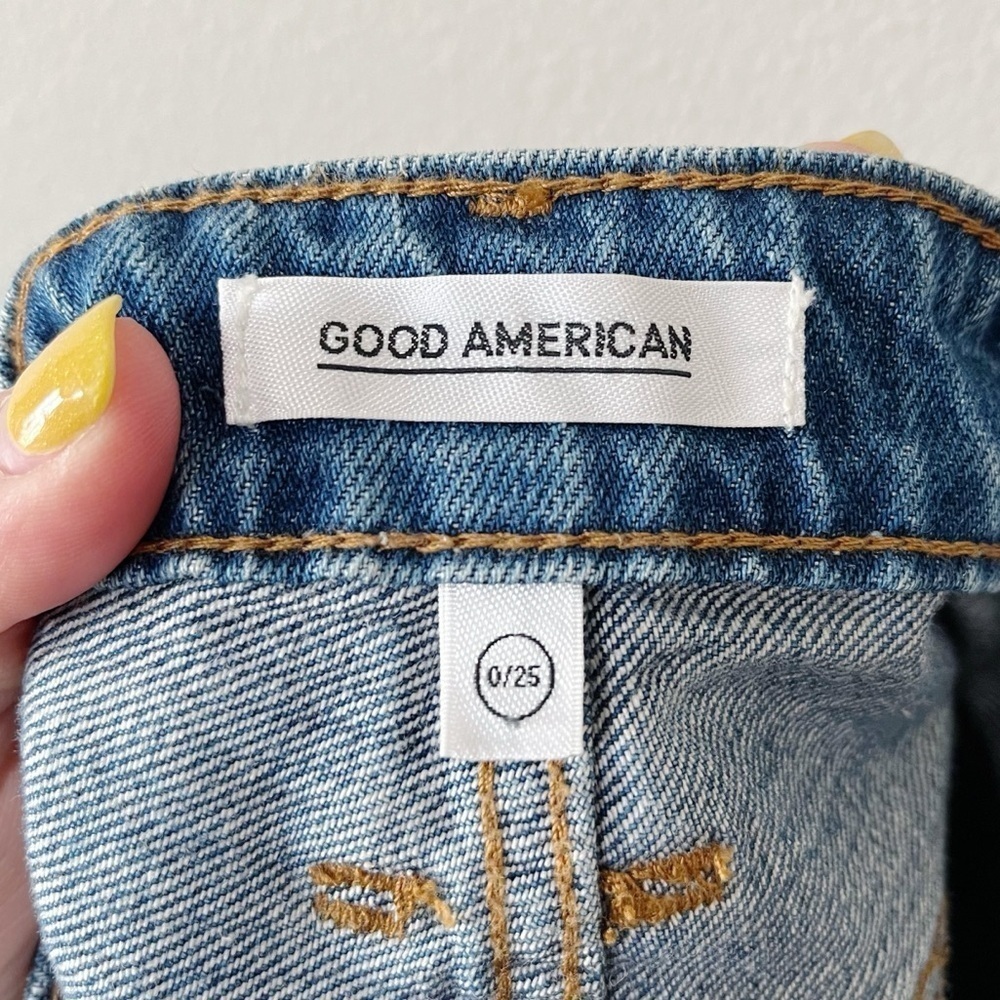 Good American Size 0/25 Bombshell Denim Jean Shorts Blue Distressed High Waisted - Picture 9 of 12